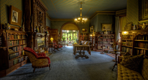 beggars-opera:Mark Twain’s Library (by Frank C. Grace (Trig Photography))