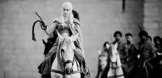 daenerya: Slay the masters, slay the soldiers, slay every man who holds a whip, but harm no child. (