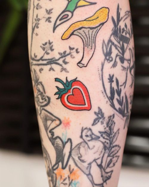 Strawberry ❤️ patrykhiltontattoo@gmail.com #patrykhilton #panterabydgoszcz2.0 #strawberrytattoo #str