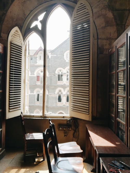 thecornercoffeeshop:View from the library.