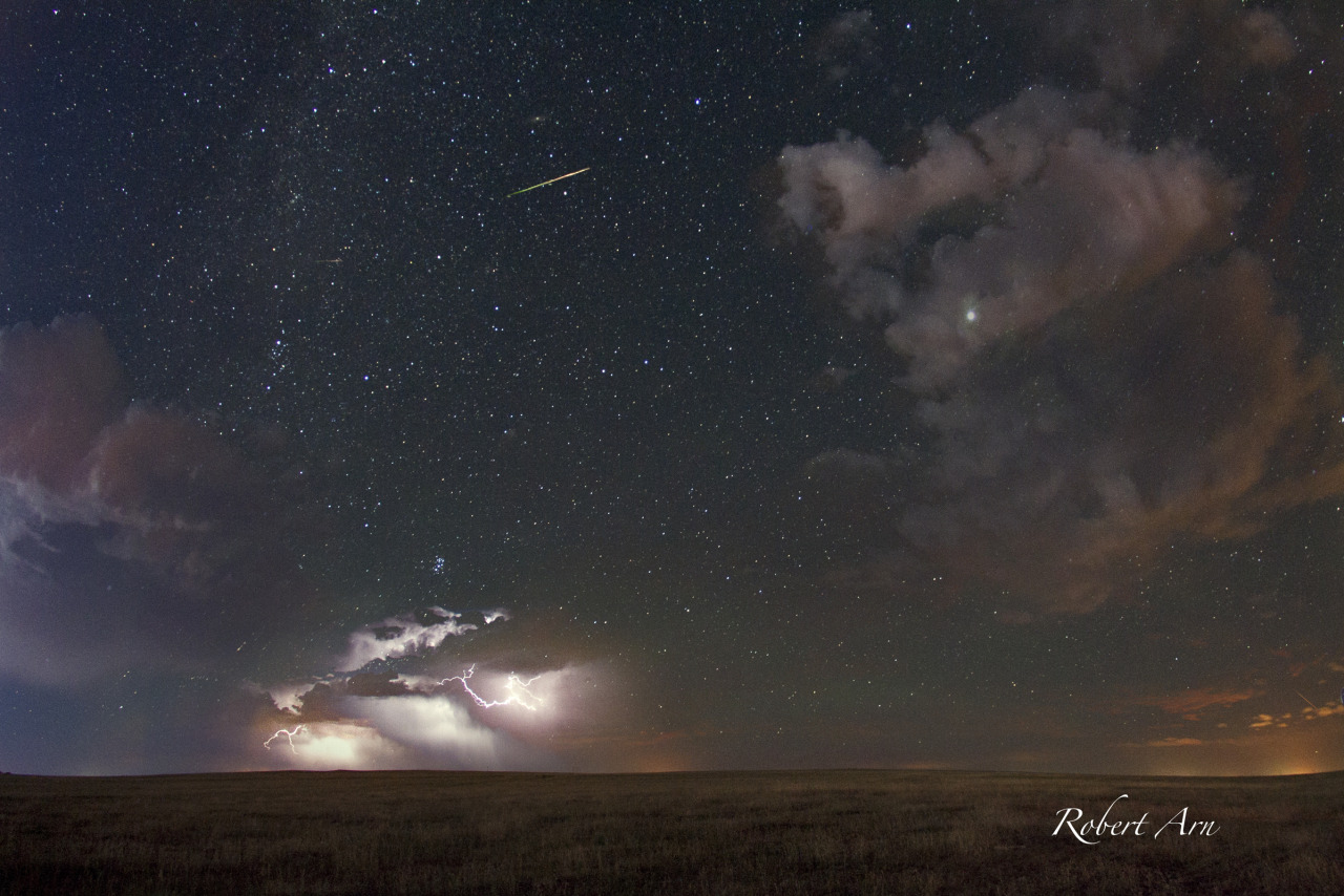 astrowhat:  APOD: 10 years of the Perseid meteor shower. 