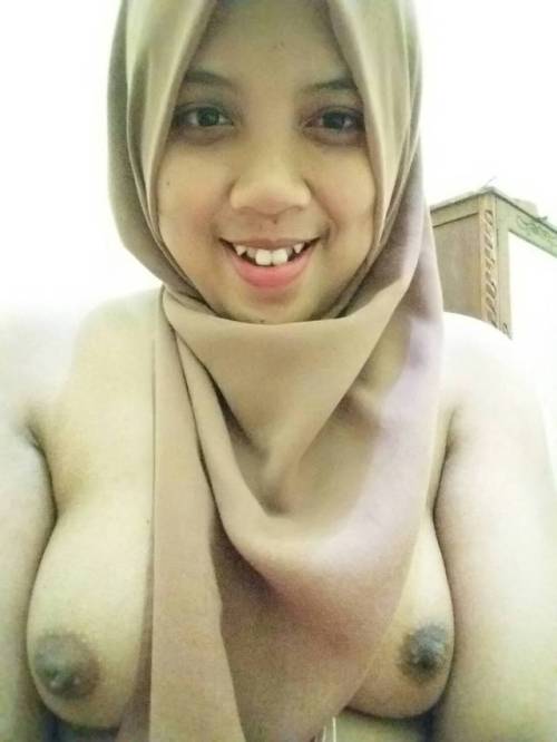 klafterdarknew:  tetek tudung adult photos