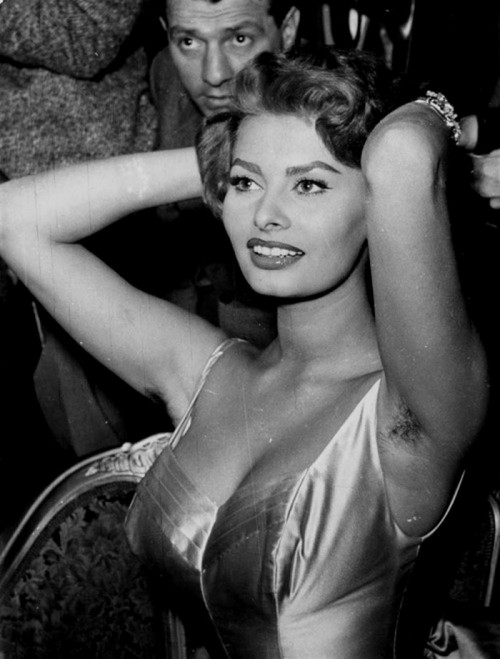 Sophia Loren adult photos