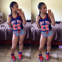 alexander-lvst:  🔺ALEXANDER LV$T🔺💯BLOG💯 S/O to my girl india for showing love and this time she back showing mad love to my city #nyc cuz as yo can see she rocking some Knicks gear thats super dope   P.S WE GOT SOMETHING IN THE WORKS NY TO