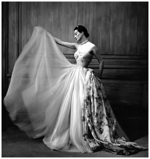 Capucine in evening gown by Pierre Clarence at La Tour d ‘Argent by Georges Dambier, 1950&rsqu