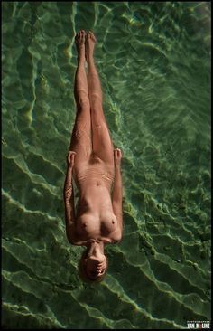 usszmeztelenul:Untitled