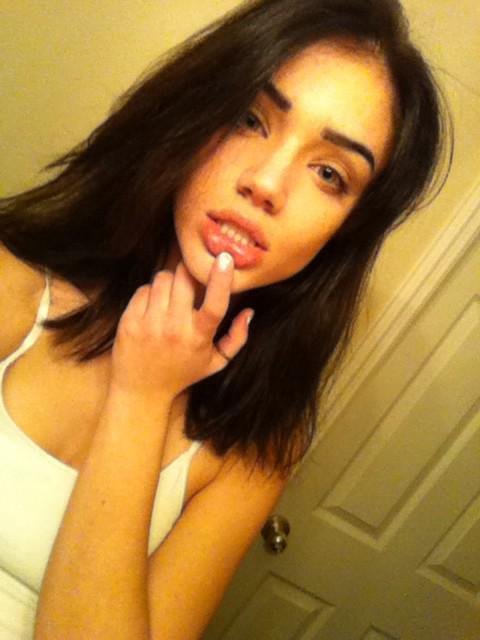 spilledmil-k:  hey hey, hey daddy 💋