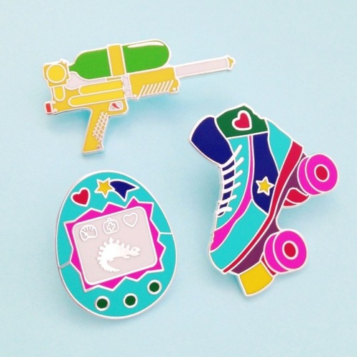 c0lorcore: 90s toys pin playset :3