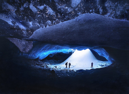 The Ice Cavern by Michael Anderson by AndersonImages on Flickr.