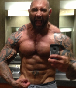 rwfan11:  Batista- twitter pics 