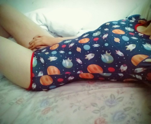 daddysgoodbbygrl:  Got my Space Snap Crotch Onesie from @onesiesdownunder! I’m in love with how it looks and feels on me, and how I’m instantly catapulted into little space when I put it on! Especially if I wear overalls with it :3 