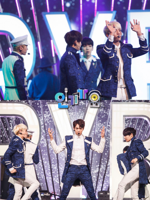 forevershiningshinee:[Official] SBS Inkigayo Official Photos - SHINee ‘Everybody’ Stage 131021 (8P)C