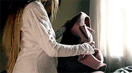 Rebecca Ferguson As Elizabeth Woodville In The White Queen (1.01)