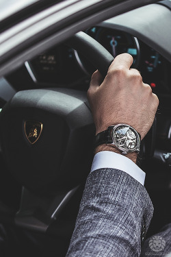 watchanish:  Taking the Aventador out for the day. 