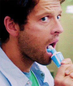 acklesy:✿  bad day? have a cas. [2/?]