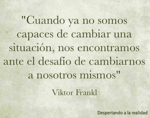 somospandaspordentroyporfuera:-Una chica invisible. 