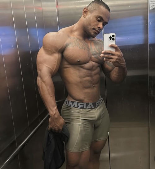 Bodybuilder Rodrigo Garcia.