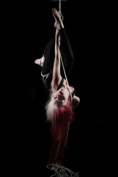 dismembered-imagination:  Pro shoot (: