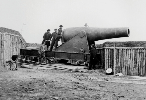 The 15 and 20 Inch Rodman Columbiads,During the Civil War columbiads were very large smoothbore guns