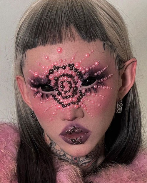 deadrottengirl111 - Dead rotten girl.