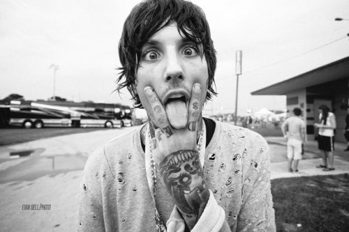 brengmethehorizon:  Oli Sykes by Evan Dell on Flickr 