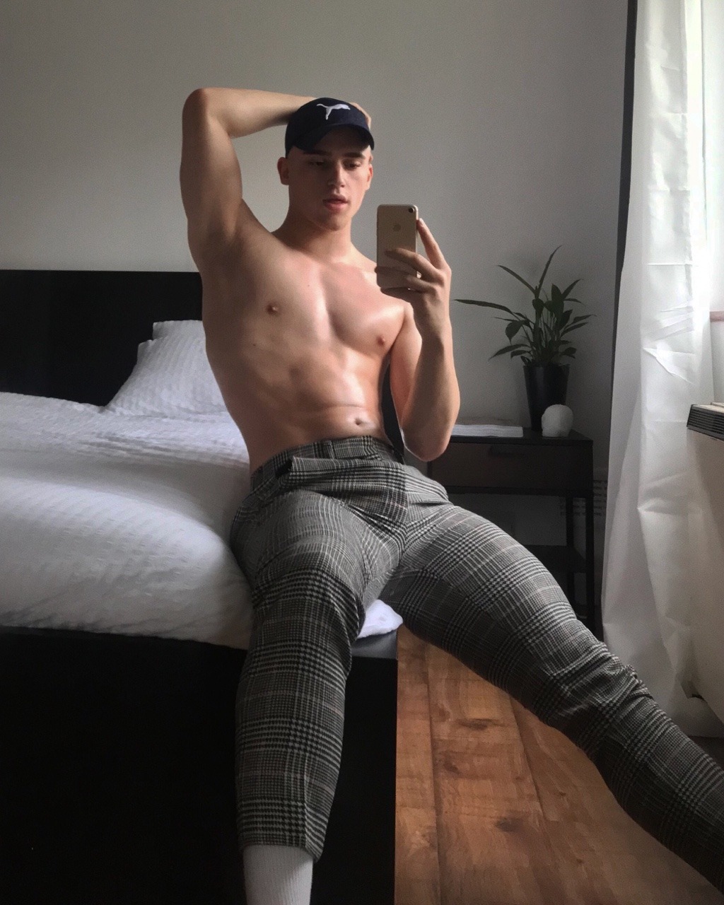 lxscivia:  billizl:    LUX-BOYS