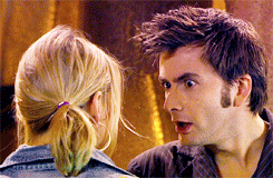 thedoctorlek:  doctor/rose + UR FACES ARE SO CLOSE PLS KISS  rointheta #this is a