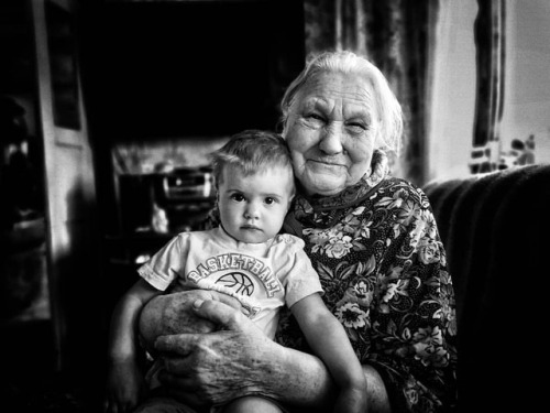 Наследие.#portrait #legacy #generation #young #old #daughter...