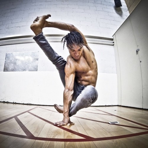 XXX yogamen:  @nextgenjp  Yogamen.  Yogadudes. photo