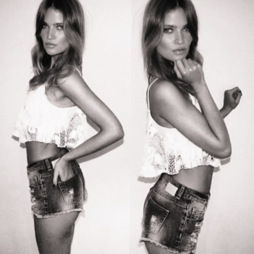 topinstagirls:  Check out @henriettepawlowski and more at topinstagirls.tumblr.com ♡ [JOIN]