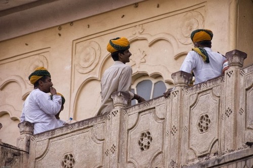 indiaincredible:Mehrangarh Fort, located in Jodhpur in the state of Rajasthan, is a massive fort loc