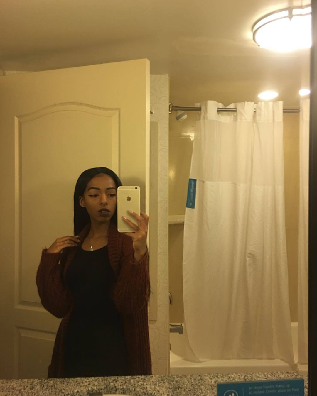 briabackwoods:  where am i off to next¿ (at Nassau County, New York)