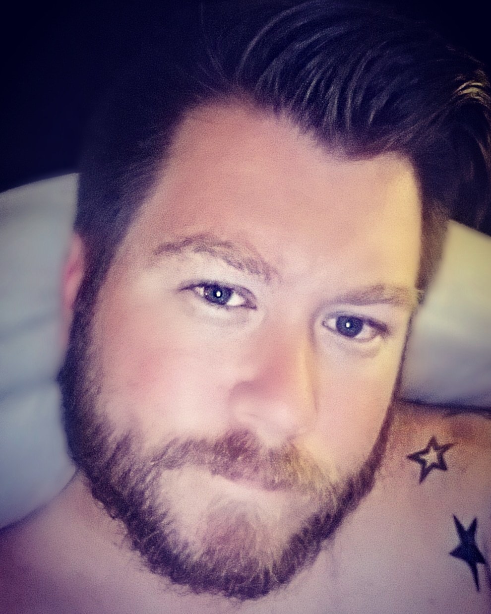 pinkie54:  Happy memorial day everyone!!