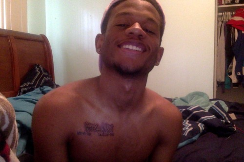 melaninmami2002:  meechonmars:  May 10th.  Meech is sooooooooo damn fine yo 💕