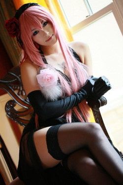 hotcosplaygirl:  Cosplay girl Cosplay girl Twitter 