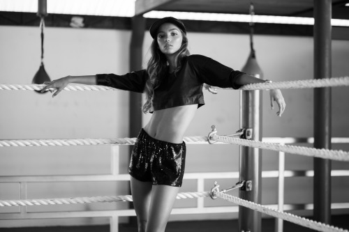 inka-williams: BEHIND THE ROPES : Here is photo 3/8 from a photo shoot I did with photographer Kenz