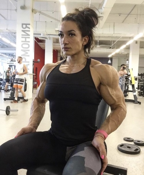 Porn Pics musclemuch:Shredded and pumped af, so awesome