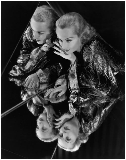 Perfect from any angle Photo of Carole Lombard by Eugene Robert Richee