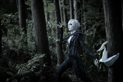 adisneyfairytale: uley-skellington: Jack Skellington: Urei deviantART Twitter photo by MISAKI Tim B