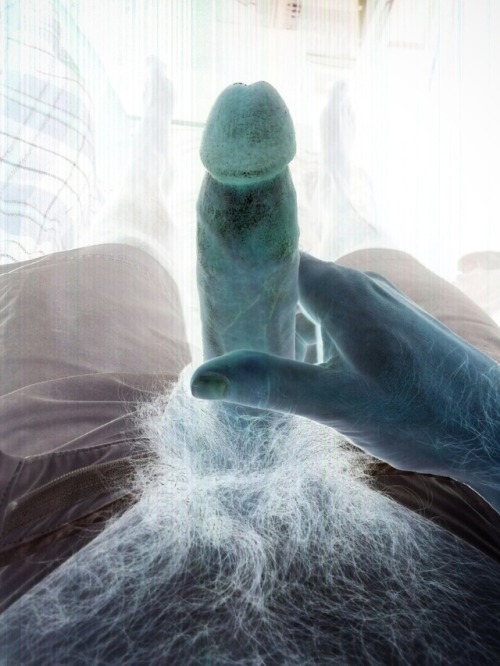 wiscthor2:Can you tell I was having fun with the Inverse feature on my phone?  ;) See more of me at http://wiscthor2.tumblr.com/