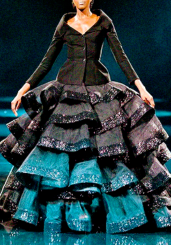 gothiccharmschool:  themostradicalthing:  fashion-runways:  MICHAEL CINCO Couture