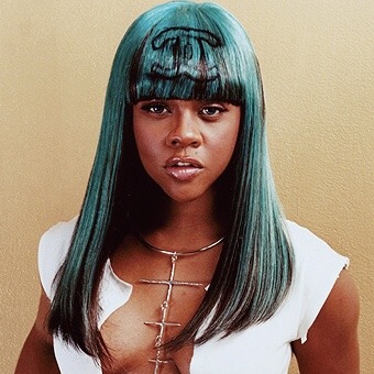 How the Hairstylist Behind Lil Kim and Mary J Bliges Iconic 90s Looks  Changed Fashion Forever  Vogue