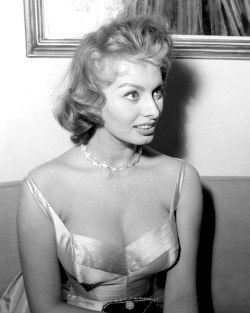 retrocrusher71:  Sophia Loren 