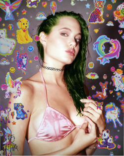 acidfairyx:  disordered:  msnina-art:  YOUNG ANGELINA  Forever reblog  🌸️🍼🌴aciidbae💿✨🚬 