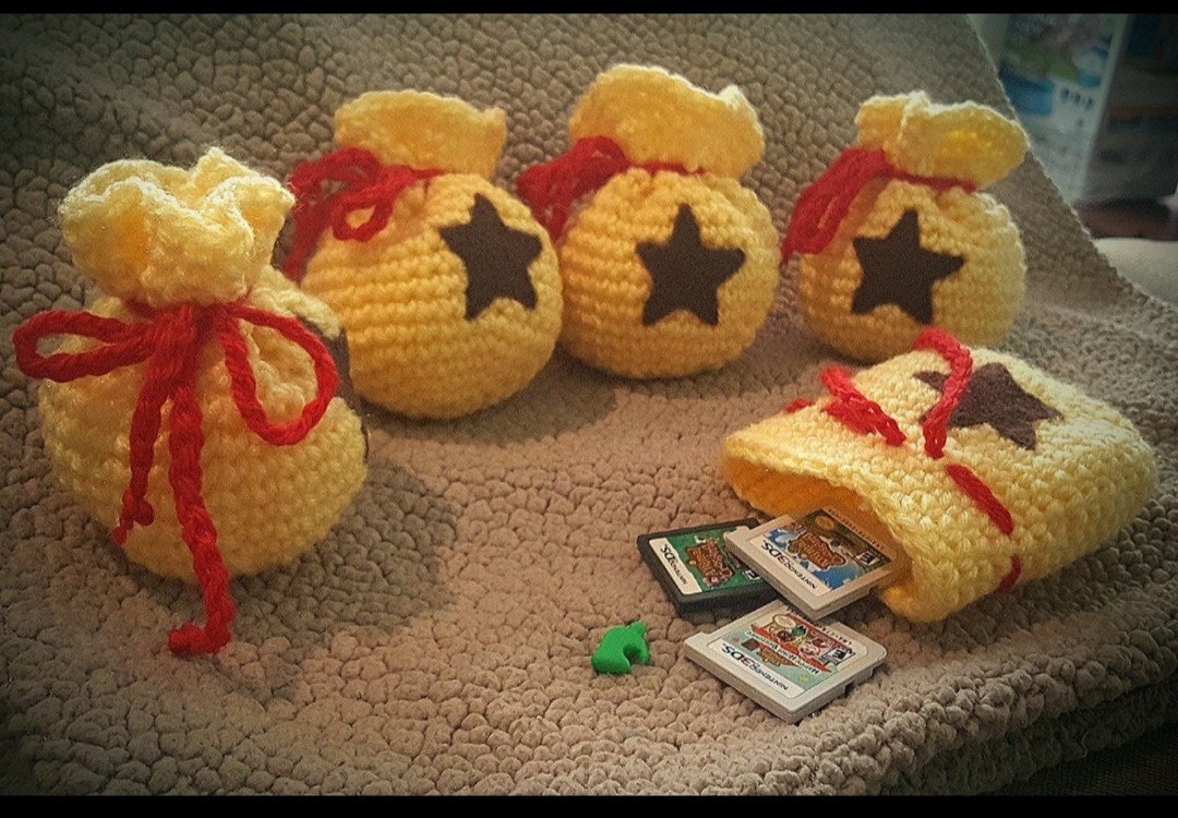 Animal crossing bell bag crochet pattern hotsell