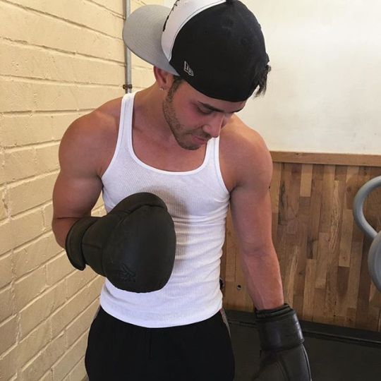 Prince Royce muestra los resultados del gimnasio; tiene cuerpo de modelo