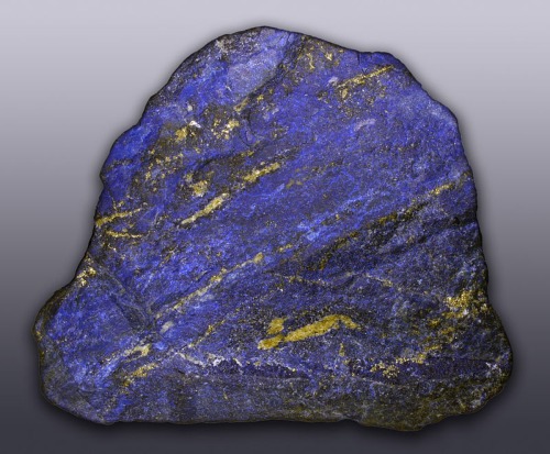 vugnasmineralblog:Lapis Lazuli