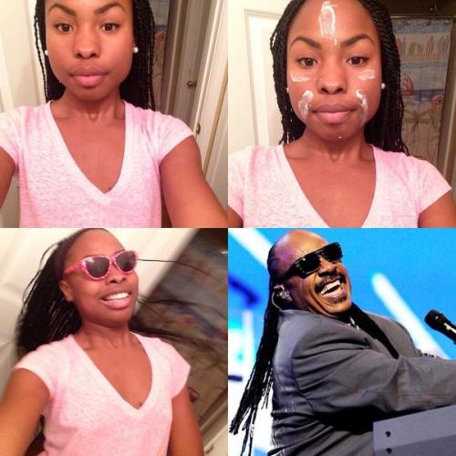 omgitsfrizzy:  So there’s this hashtag trending called #makeuptransformation, which is basically just people making fun of how dramatic face contouring is(seen in the first picture). I AM SCREAMING 