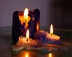 littlewickedthingsx:Candles by Em Valentine on Flickr.
