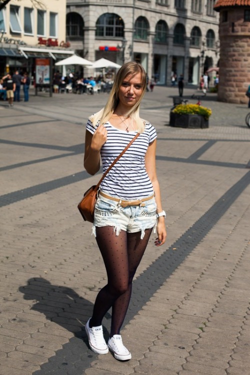 pantyhosefashionqueens:Black polka dot tights &amp; white chucks